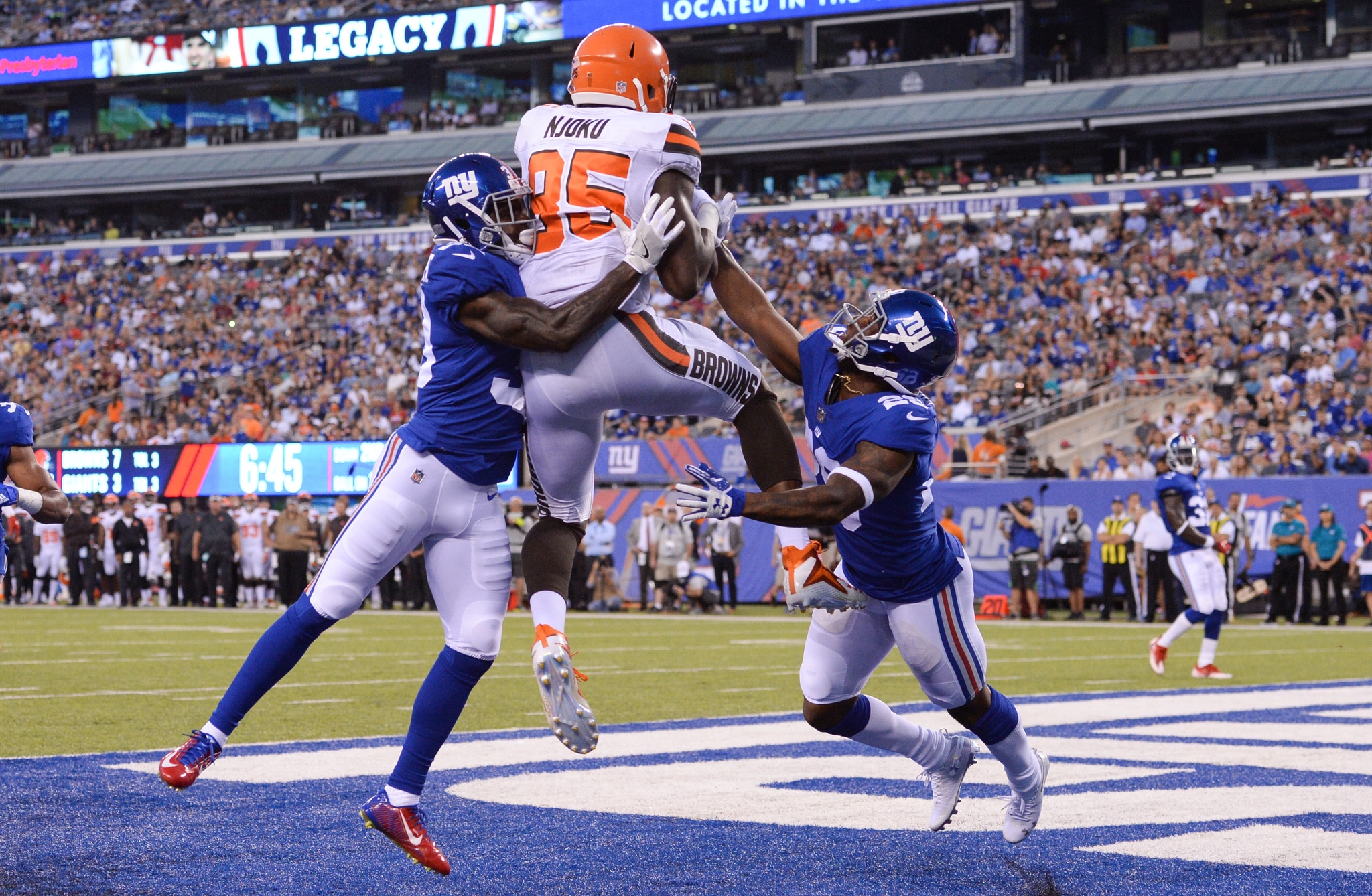 Cleveland Browns vs New York Giants Over Under, Odds, Predictions